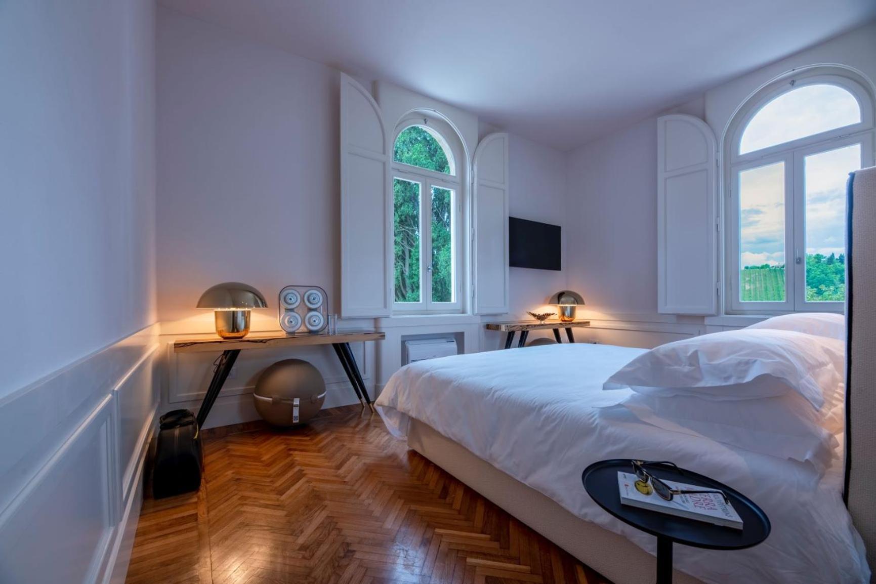 Boutique Hotel Villa Monty Banks Cesena Oda fotoğraf